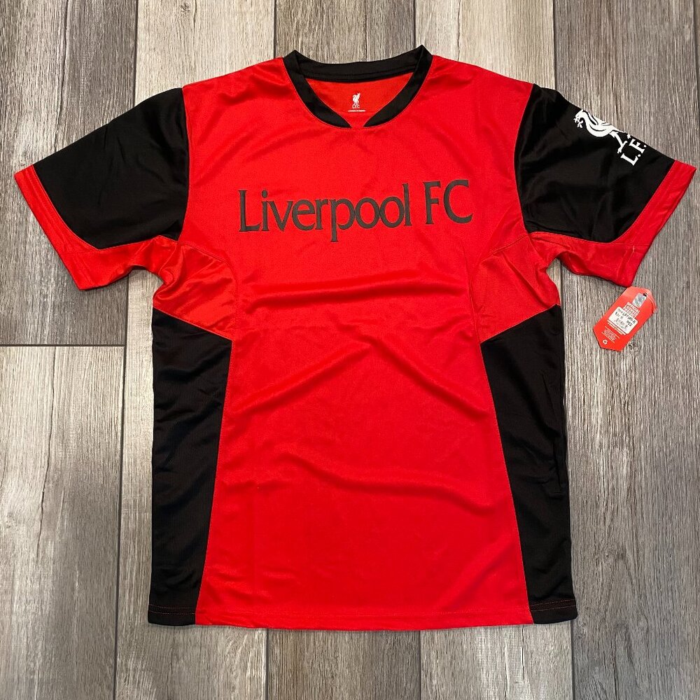 NWT Liverpool FC Tshirt - Men's Medium